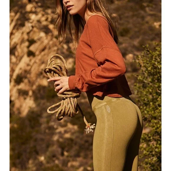 🎉LAST CHANCE🎉 NWT FP Movement Set The Pace Layer Top / Spiced Copper - Picture 4 of 5